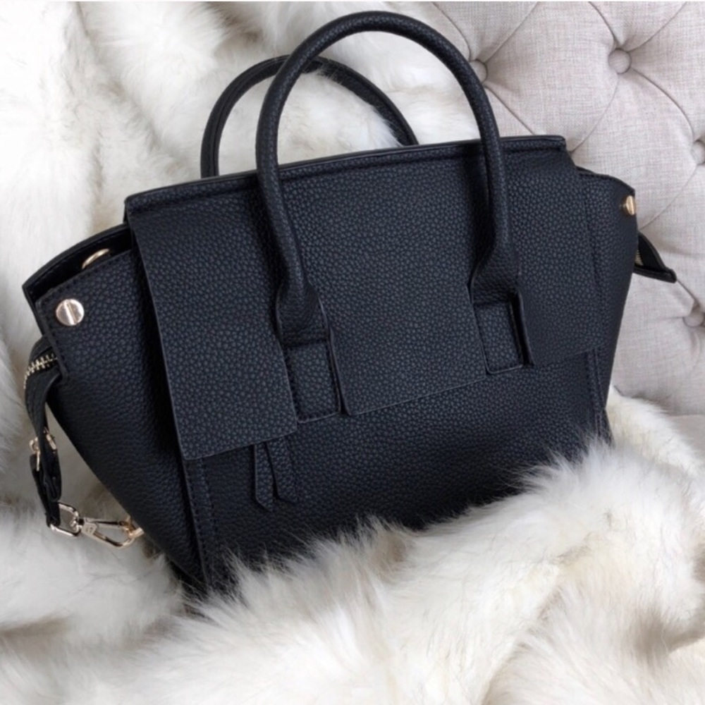 Reposh: Boutique Handbag